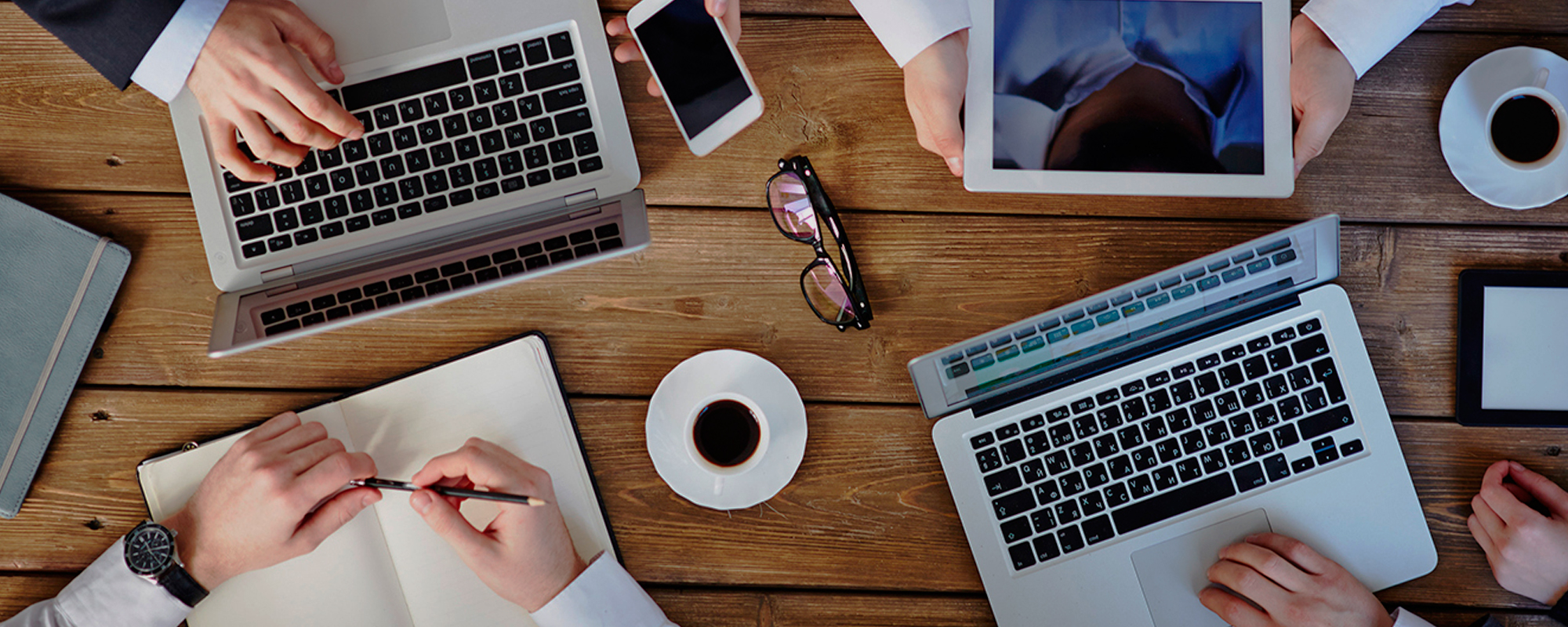 愛知県刈谷市の勤務地で、営業職やWEBクリエイター、映像編集職を募集しております。